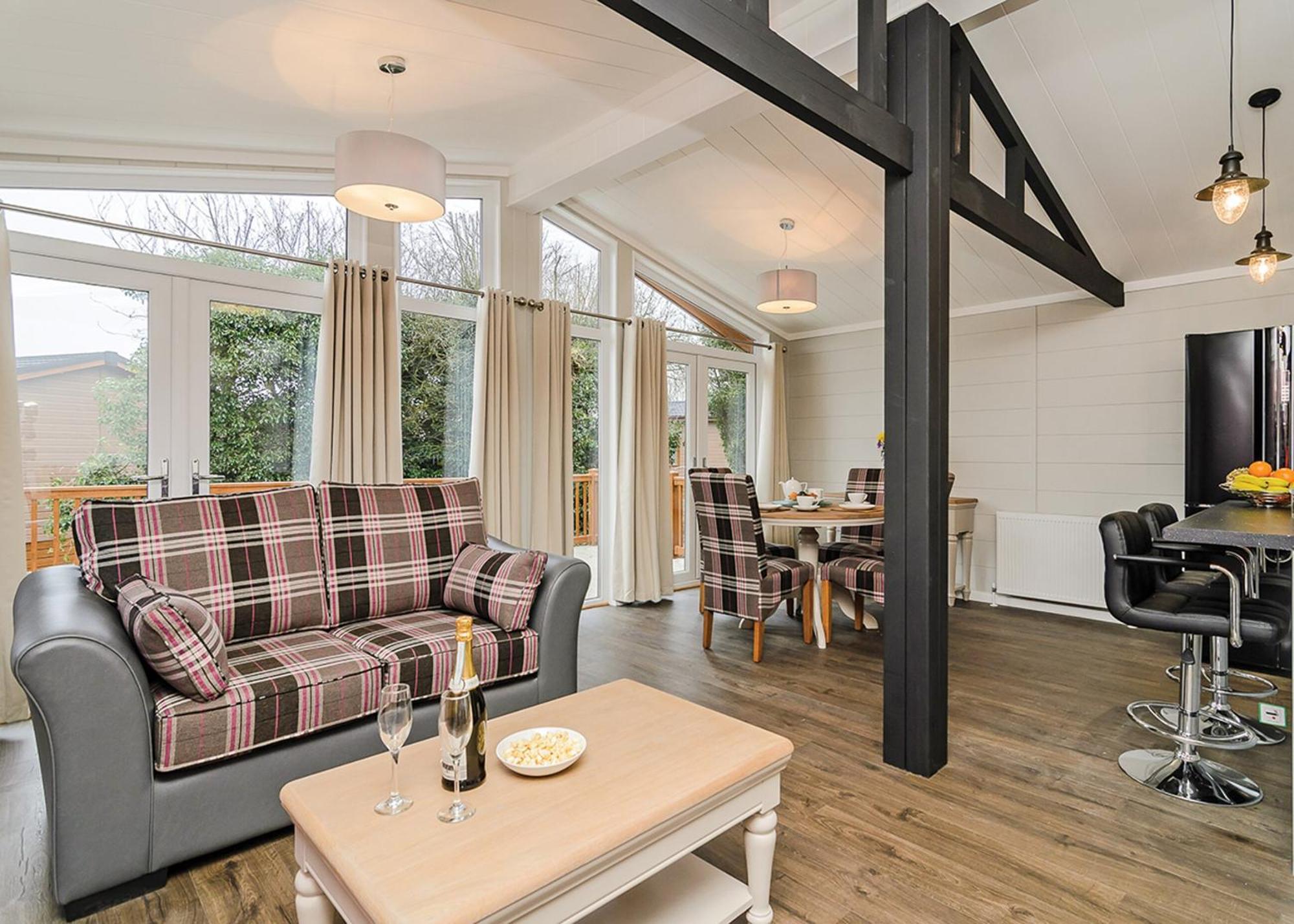 Canterbury Reach Lodge Retreat Petham Room photo